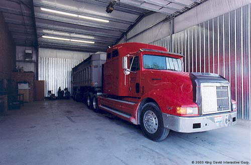 Trucker garage