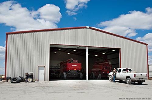 Combine storage building