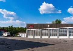 commercial-building-storage